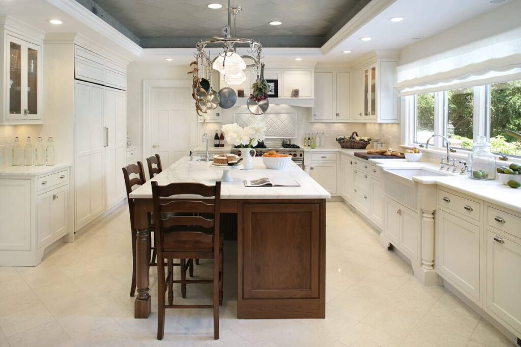 Traditional kitchen tiled tray ceiling (1)